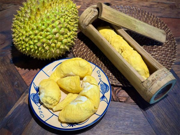 sầu riêng nướng ống tre